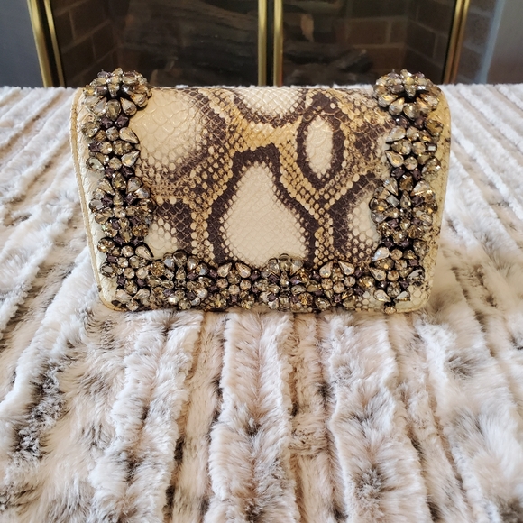 Purse - Picture 1 of 6